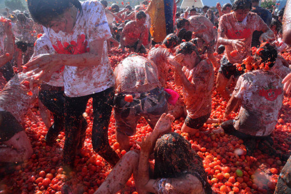 Ла Томатина La Tomatina